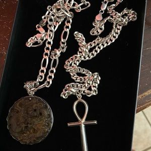 Meet your Posher, Isiah